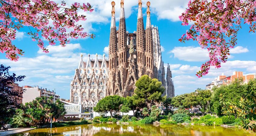 Express Barcelona Turu (Sevgililer Günü Özel)