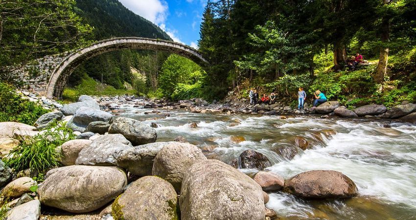 Uçaklı Karadeniz Yaylalar ve Batum Turu