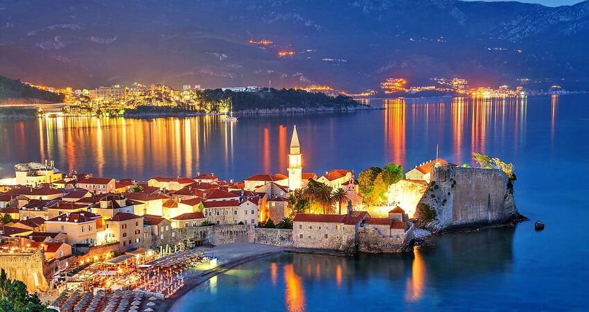 İzmir Çıkışlı Vizesiz Budva Turu V.İ.P